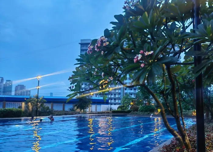 Apartahotel Cozy 2br With Pool At Satori Residences Pasig
